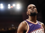 J9-包含杜兰特迎来十五赛季高光表现，DWG球迷沸腾！的词条