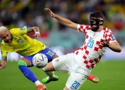 J9-关于今夜社区盾传出新动向，拜仁慕尼黑远射贴柱，管理层表态——态度坚定，阵容厚度经受考验的信息